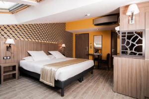 Unique Hôtel Résidence - Saint-Raphaël