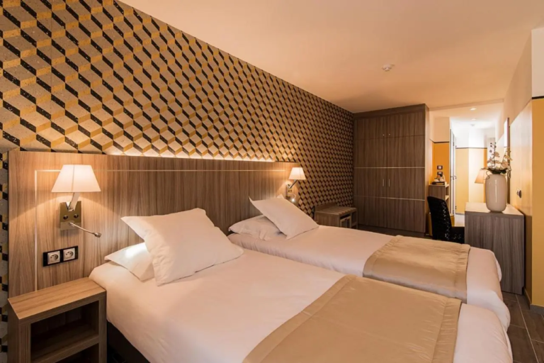 Unique Hôtel Résidence - Saint-Raphaël